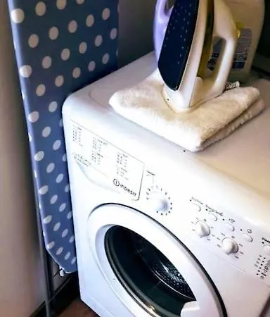 Modern Apartment, 1 Bedroom + Livingroom Lägenhet