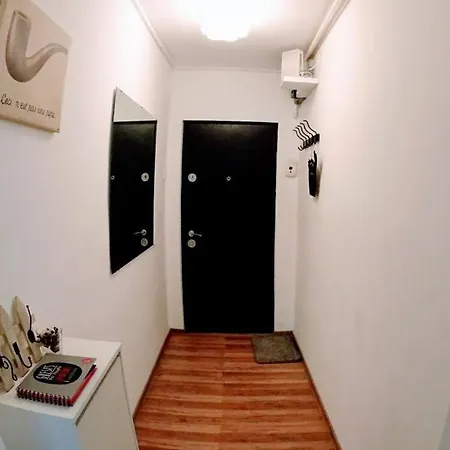 Modern Apartment, 1 Bedroom + Livingroom