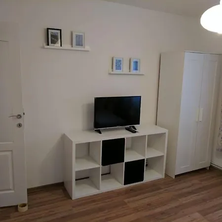 公寓 Modern Apartment, 1 Bedroom + Livingroom