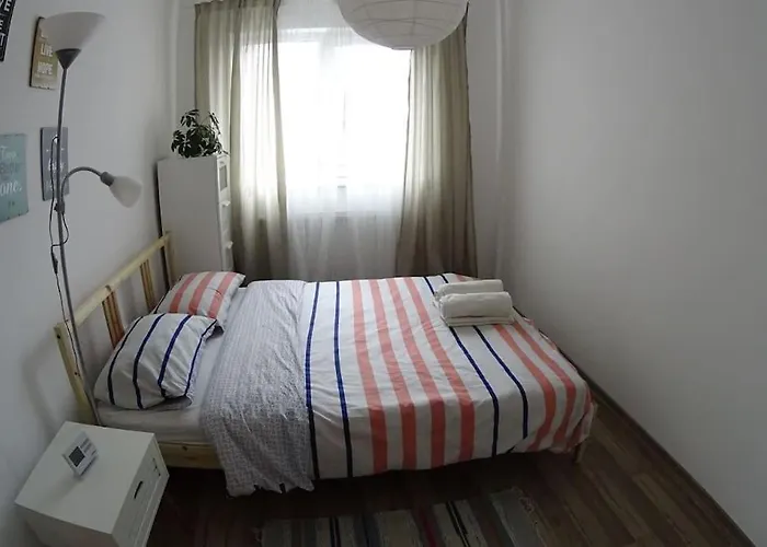 アパート Modern Apartment, 1 Bedroom + Livingroom